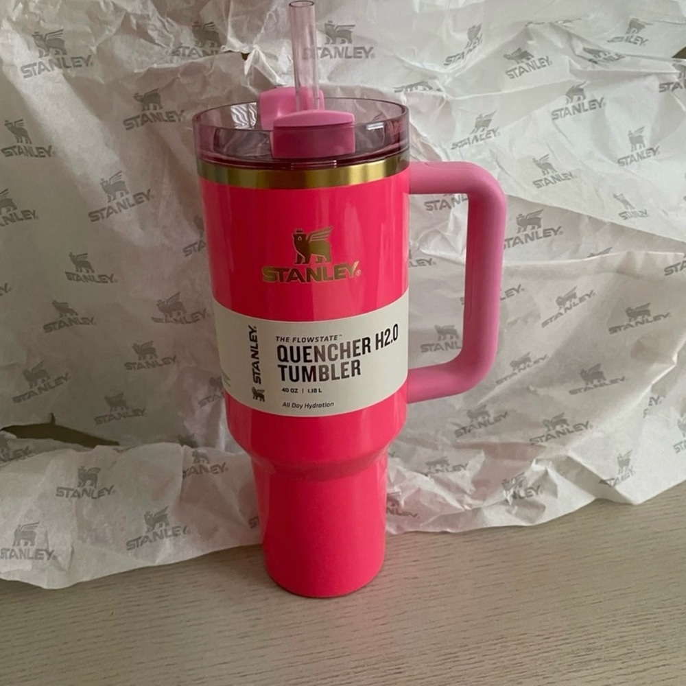 Stanley Pink Parade 40oz